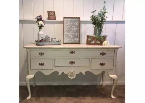 Shabby Chic Vintage 4 Drawer Sideboard / Buffet